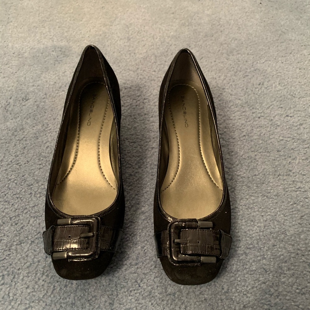 Bandolina flats with small heel - Worn twice!